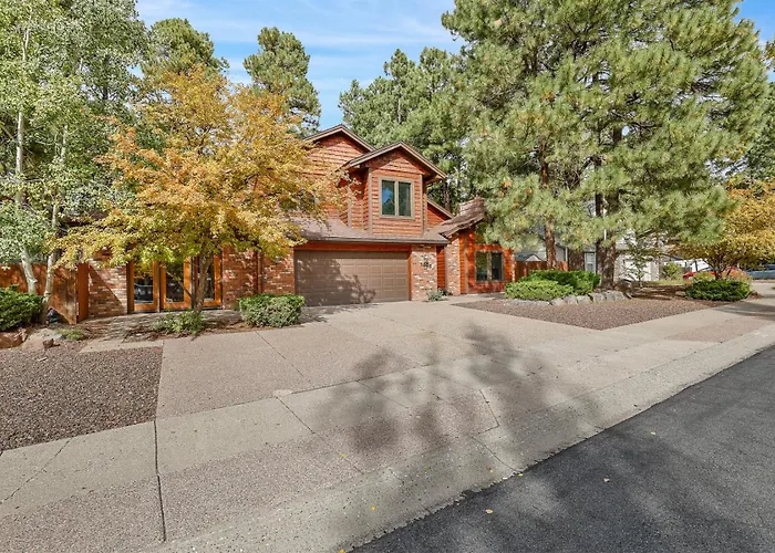 Bluebird Song Prime Location Outdoor Retreat With Fenced Yard And Firepit