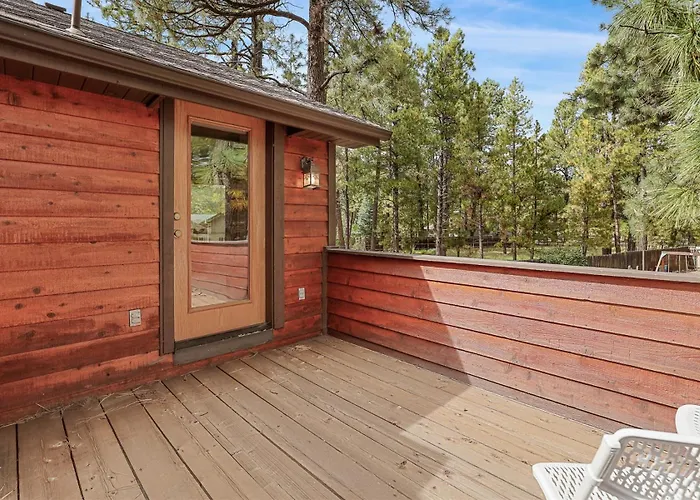Bluebird Song Prime Location Outdoor Retreat With Fenced Yard And Firepit *