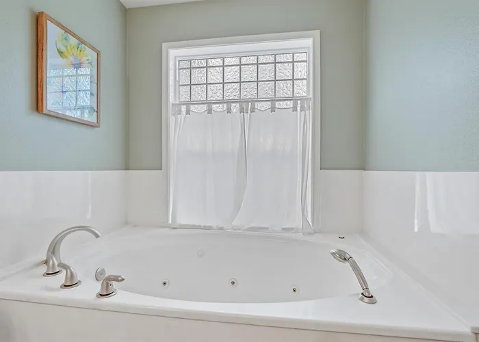 Bluebird Song Prime Location Outdoor Retreat With Fenced Yard And Firepit